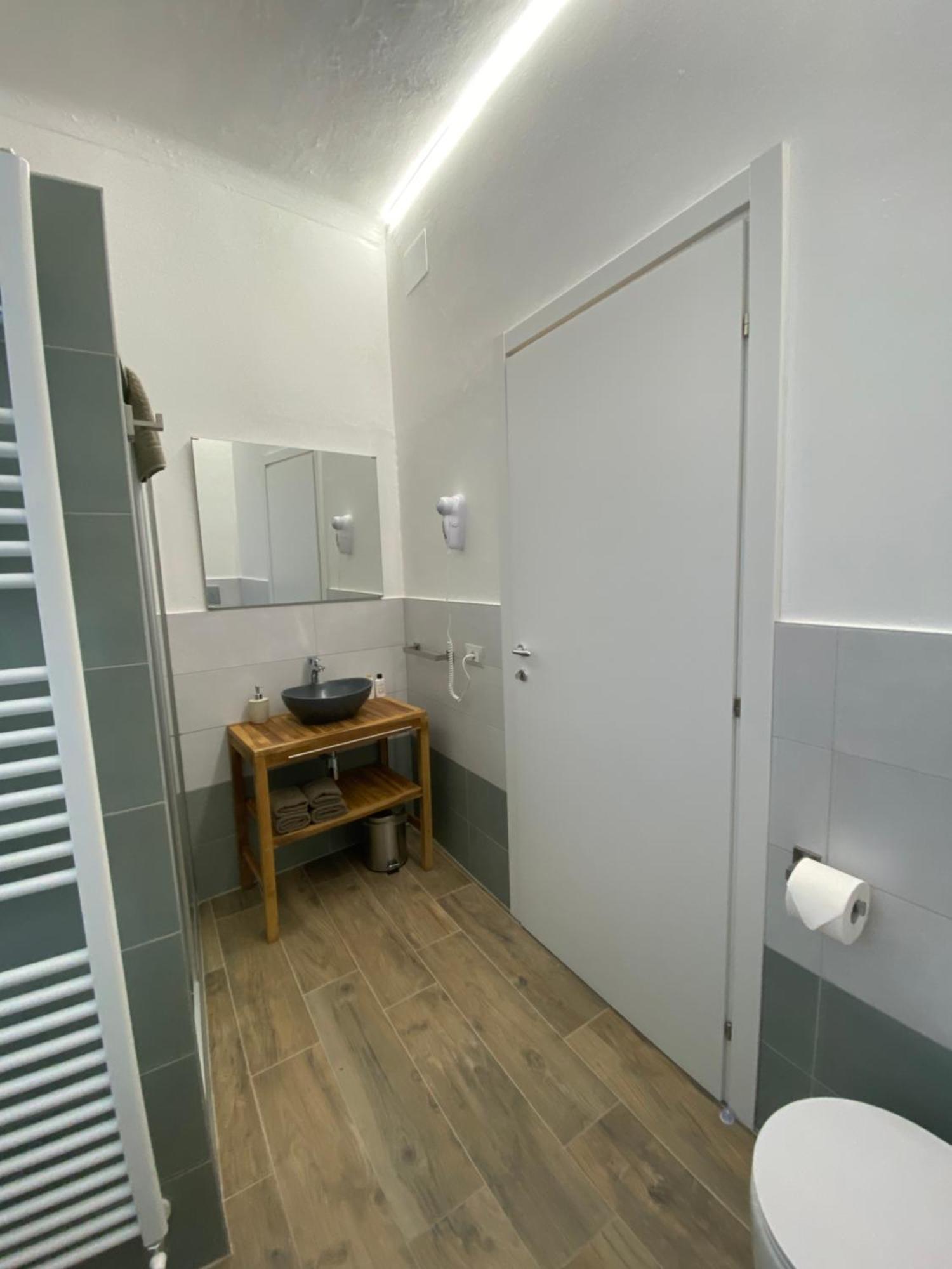 La Casa Nel Vicolo Camera 2 Casale Monferrato Eksteriør bilde